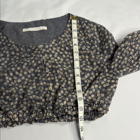 Zara Black and White Crop Blouse with Peter Pan Collar - Picture 6 of 6